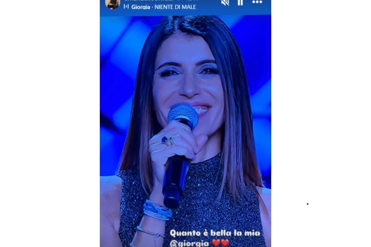 Emanuel dedica d'amore