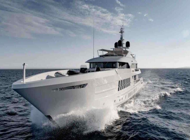 Moskito di Heesen Yacht come è