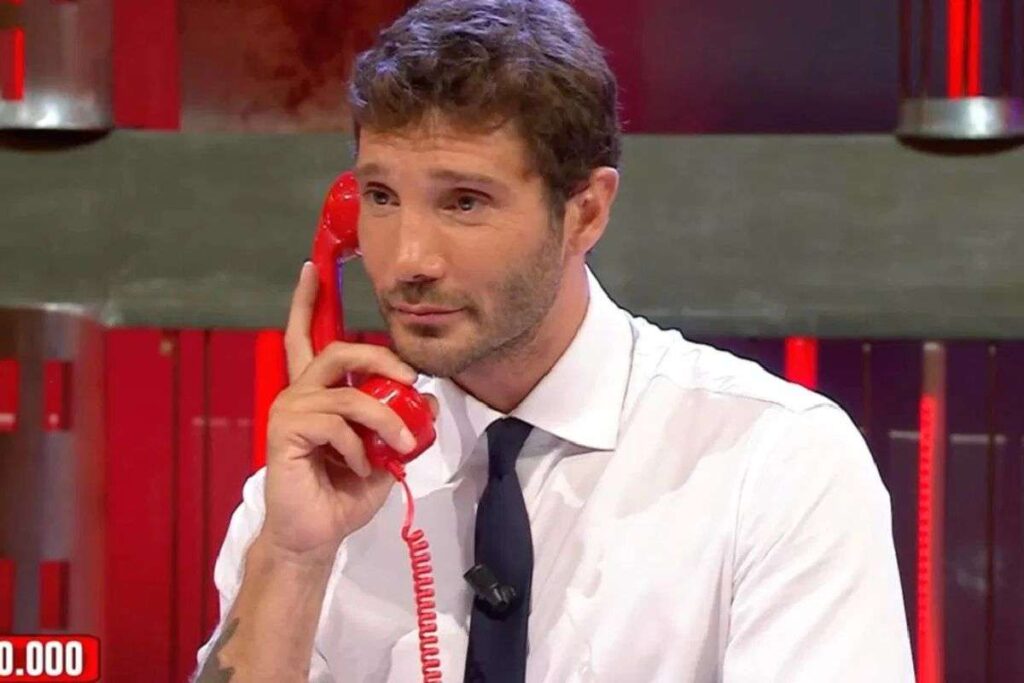 Stefano De Martino reazione imitazione